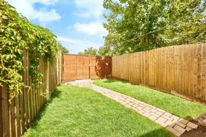 Photo 16- click for photo gallery